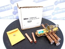 OEM McQuay - 106694102 - REVERSING VALVE - 35.6-355 PSI 2 TON R22/R410A - (NEW)