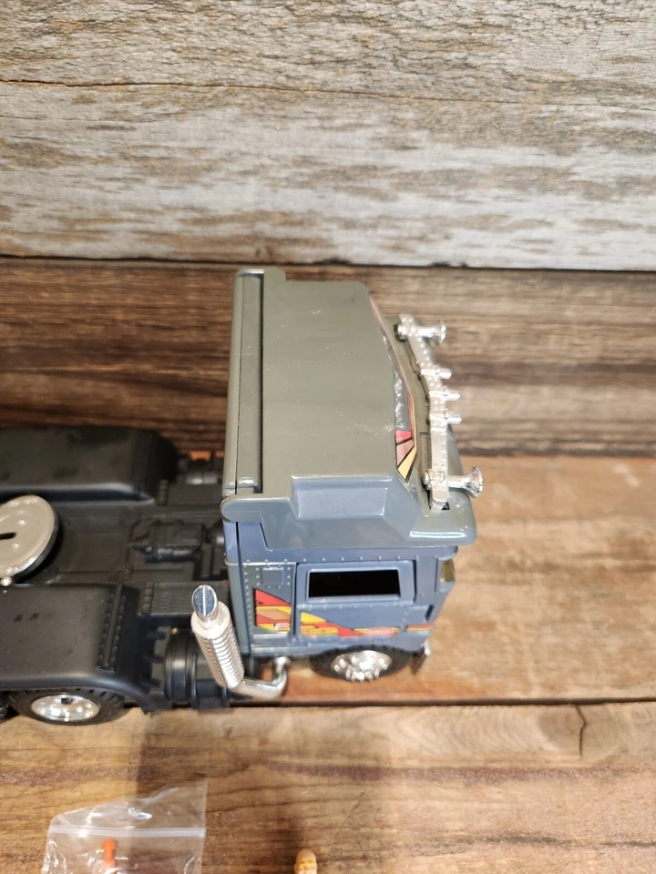 Bulldog con Boris Kenner M.A.S.K. casi completo Figura de acción vintage MASK Foto 3 de 4