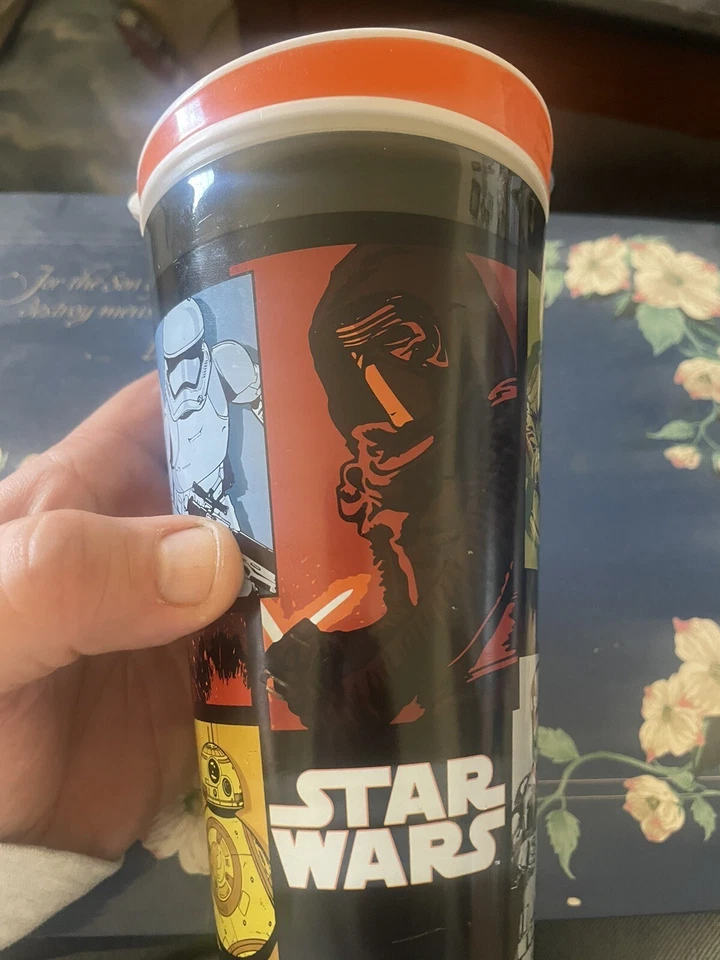 Snackeez 2 in 1 Drink & Snack Cup Episodes 7,8,9 Star Wars As Seen On TV - Image 2 of 4
