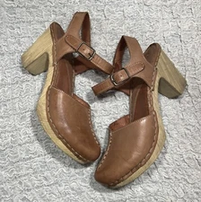 Ten Points Women’s EU 38 / US 7 Tan Brown Leather Swedish Clogs Anthropologie
