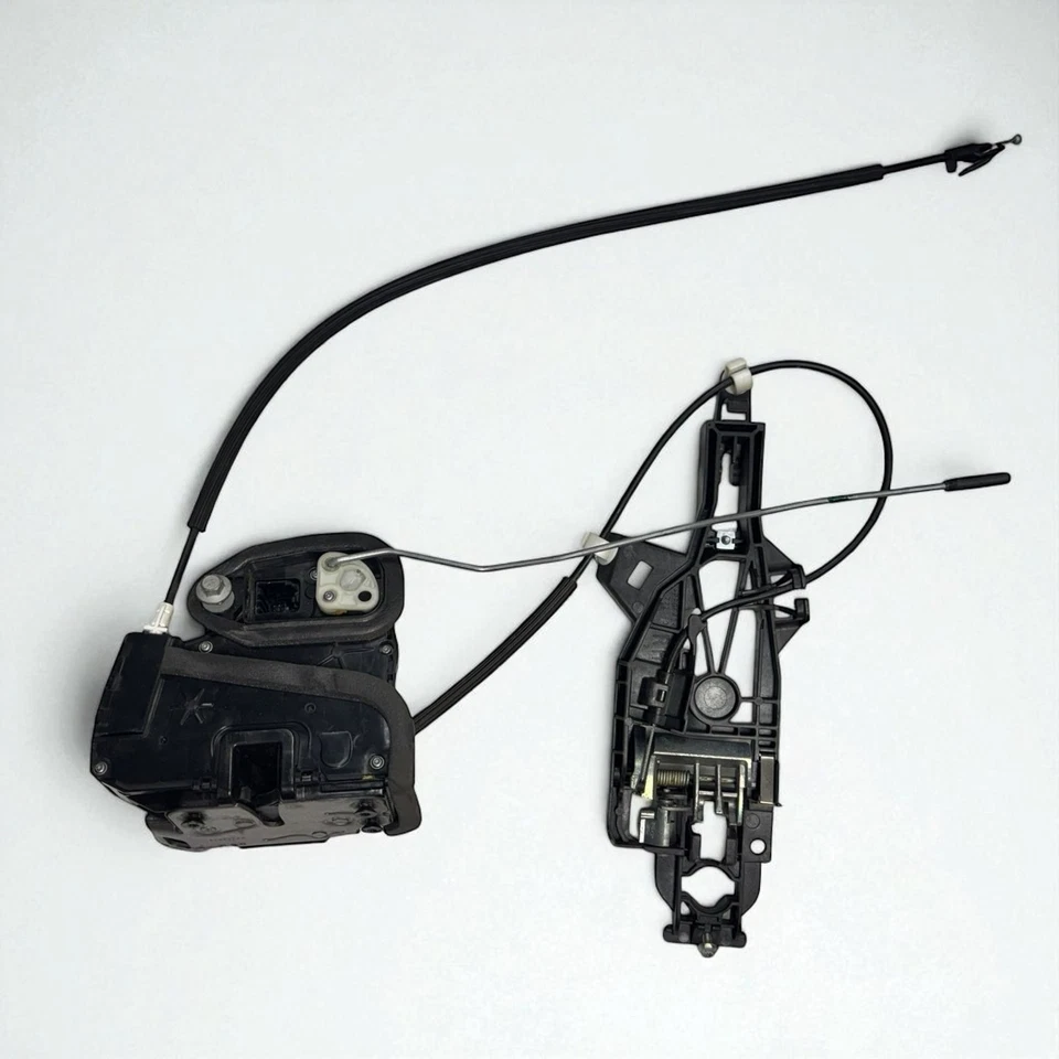 2015-2020 GMC YUKON ESCALADE DRIVER PORTA TRAVA ATUADOR COM SUPORTE DE ALÇA FABRICANTE DE EQUIPAMENTO ORIGINAL - Imagem 3 de 4