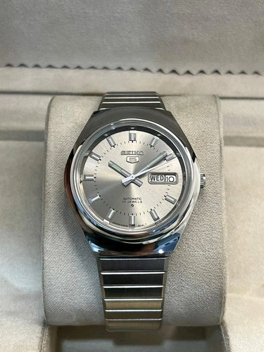 Vintage Seiko 5 automatic 6309 day/date men's wrist watch