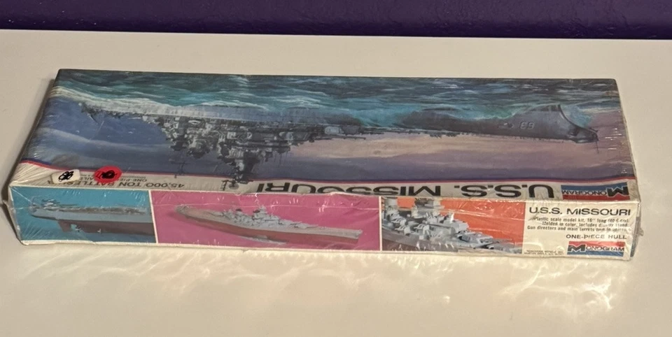 Monogram USS Missouri BB-63 Battleship Model Kit 1976 16" 3000 New Sealed - Image 2 of 4