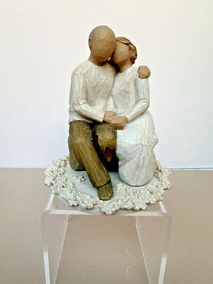 Willow Tree ''Anniversary Love Ever Endures'' Figurine - Susan Lordi 2011