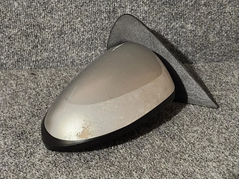 OEM 2002-2004 INFINITI I35 LEFT DRIVER SIDE VIEW MIRROR SILVER/GRAY - Image 3 of 4