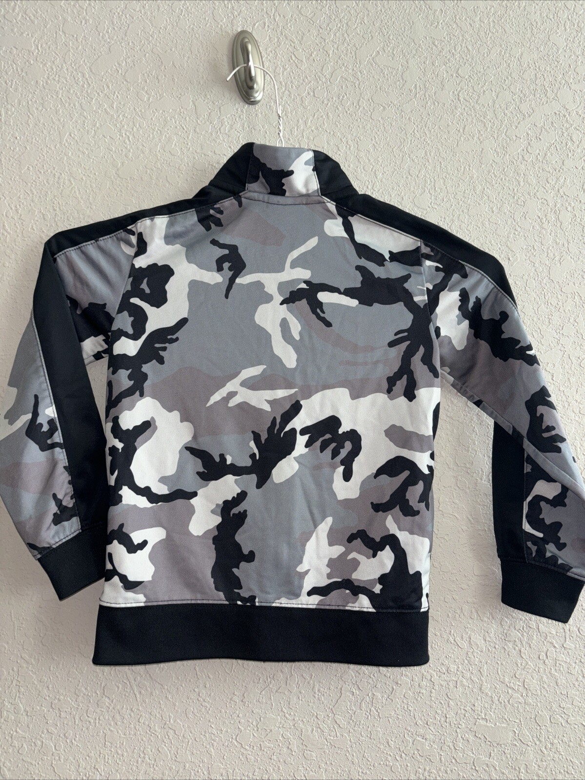 Picture 4 of 4
