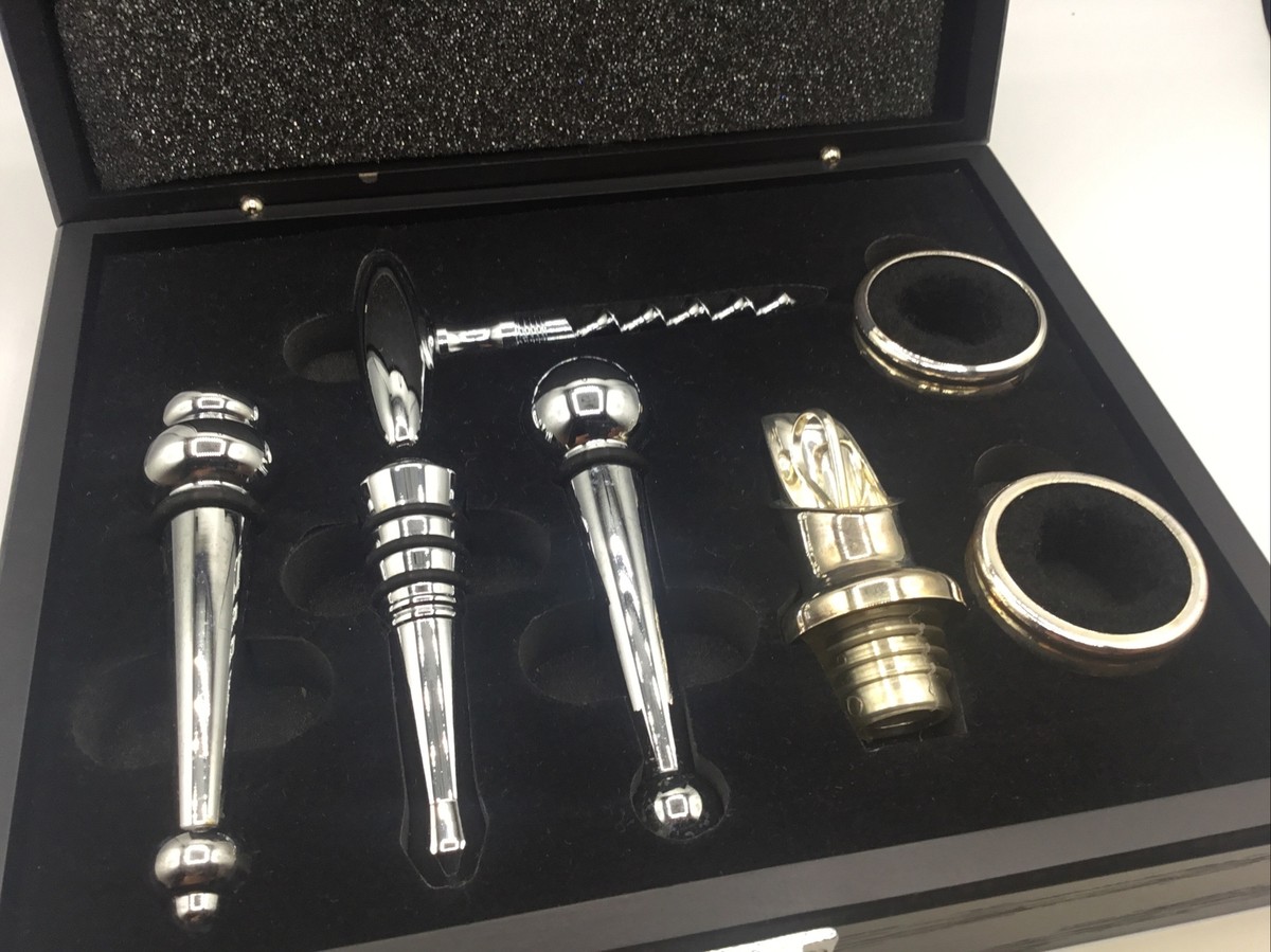 Brookstone 7 Piece Wine Connoisseur Accessories Set Corkscrew