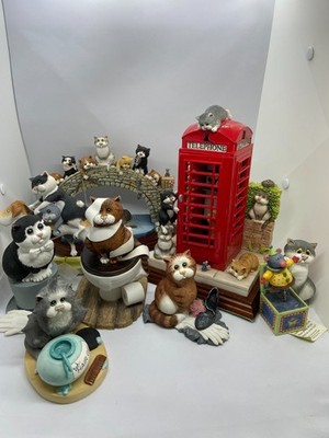 Comic & Curious Cats Figurines by Linda Jane Smith   Choose Your Scene