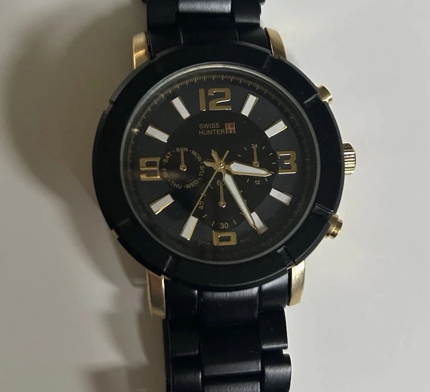ライフルを持ったハンター スイス製 ヴィンテージステンドグラス ハンタークラブ Swiss Hunter Wristwatches for sale - eBay