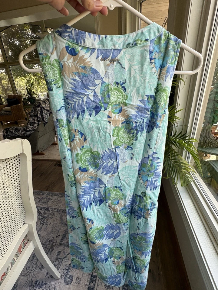 Vestido para mujer Columbia sin mangas con cuello en V estampado floral, multicolor, talla M Foto 2 de 4