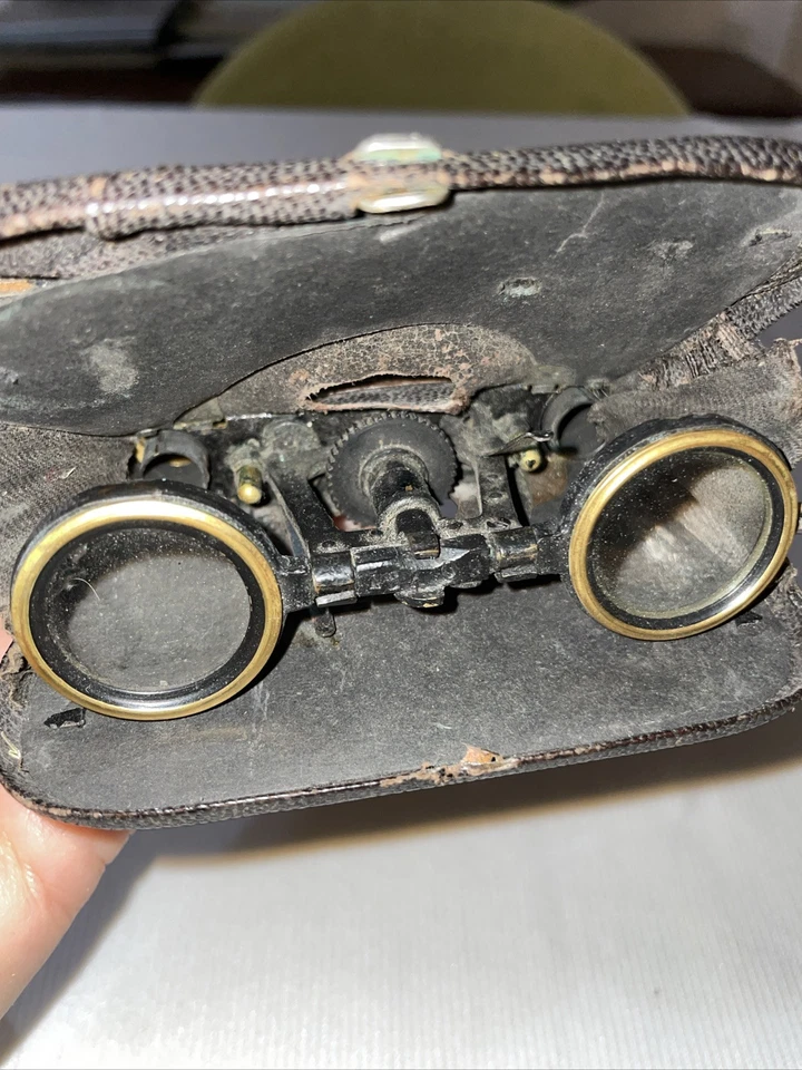 paire de jumelles ancienne De Théâtre la mignonne - Photo 2/4