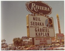 Neil Sedaka, Gabe Kaplan 1960 Las Vegas Strip Riviera Casino Billboard Q9836