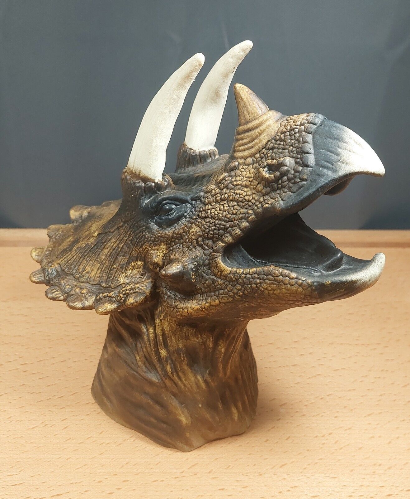 Picture 3 of 6