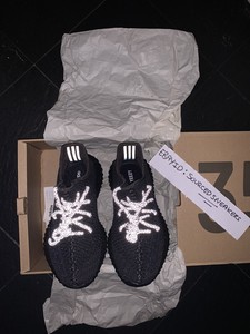 yeezy boost 350 v2 uk black