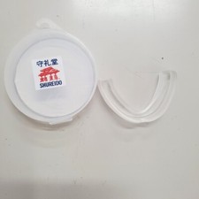 Shureido Mundschutz für Okinawa Karate -Erwachsenen- oder Juniorgröße-