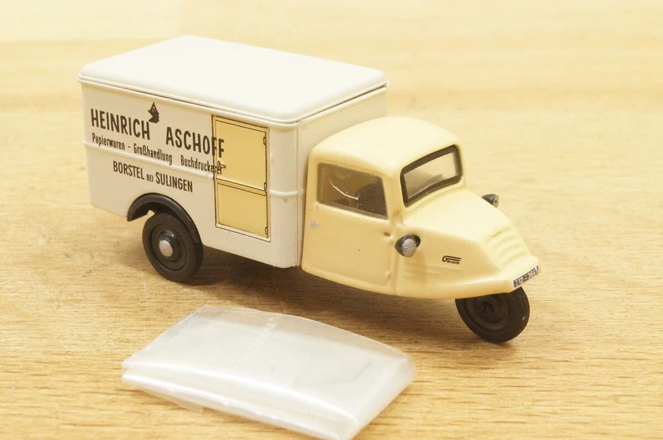 HO 1:87 NPE NA 88904 Triciclo Goliath GD 750 Furgone "Heinrich Aschoff" Beige - Immagine 2 di 4