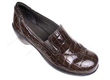 Clarks Bendables Loafers Womens Size 6.5 M Croc Print Slip On Casual Shoe EUC