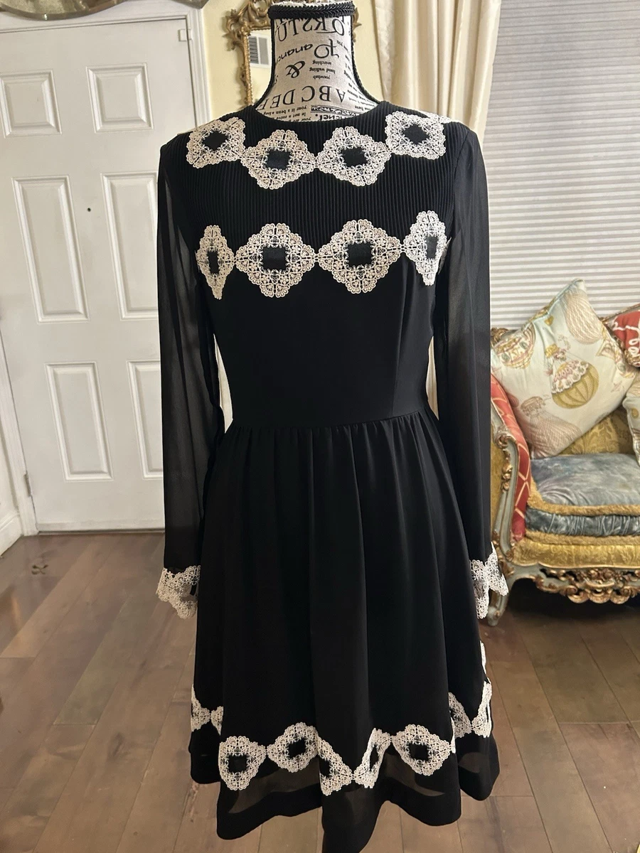 knee length dresses for ladies Black | Sleeveless Lace Applique Midi Dress main image 1