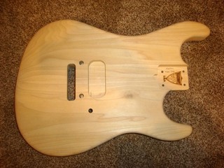 CUERPO DE GUITARRA KRAMER Pacer STRAT Floyd Rose 5150 Musikraft Peso Lt Madera de Álamo