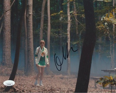 GRACE VAN DIEN SIGNED STRANGER THINGS 8X10 PHOTO 2 JSA