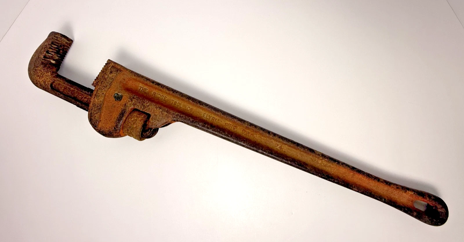 Vtg Ridge Tool Co Straight Pipe Wrench Elyria OH Collectible/Yard Art