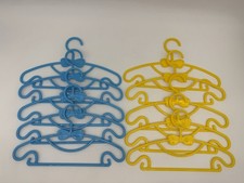 Vintage Child's Plastic Hangers Set Of 10, Bow Detail