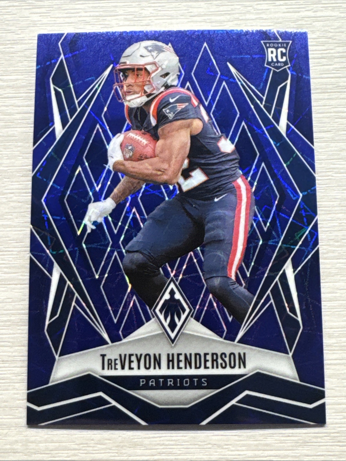 TreVeyon Henderson RC 2025 Phoenix Blue Lazer Prizm Parallel /75 Patriots #187