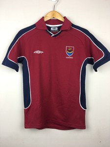 football jersey with collar