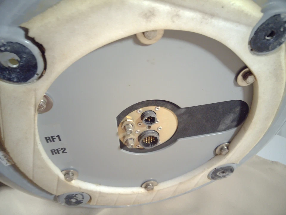 Unidade de peças KVH TracVision TV4. FUNCIONA! #9 - Imagem 4 de 4