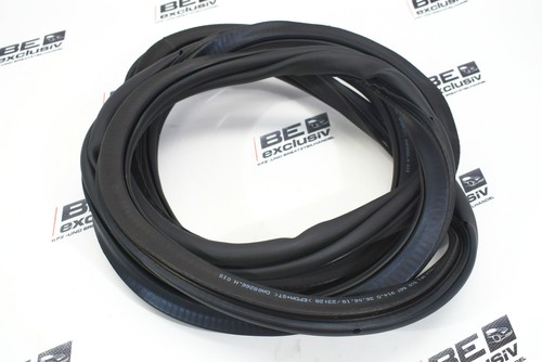 VW Golf Sportsvan Gummidichtung Türdichtung hinten rechts innen 510867914D