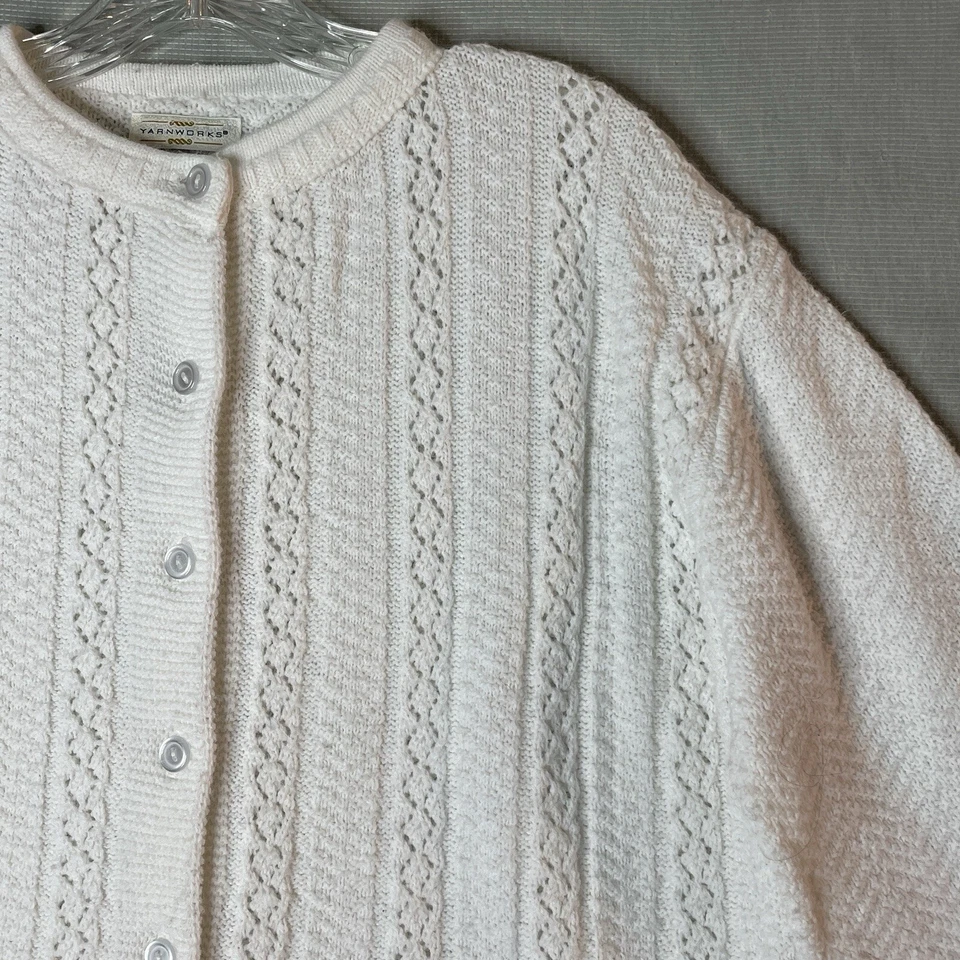 Свитер Yarn Works размер M вязаный кардиган белый легкий акриловый на пуговицах спереди - Изображение 3 из 4