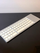 Jelly Comb B003 Foldable Bluetooth Keyboard Built-In Touchpad QWERTY Silver