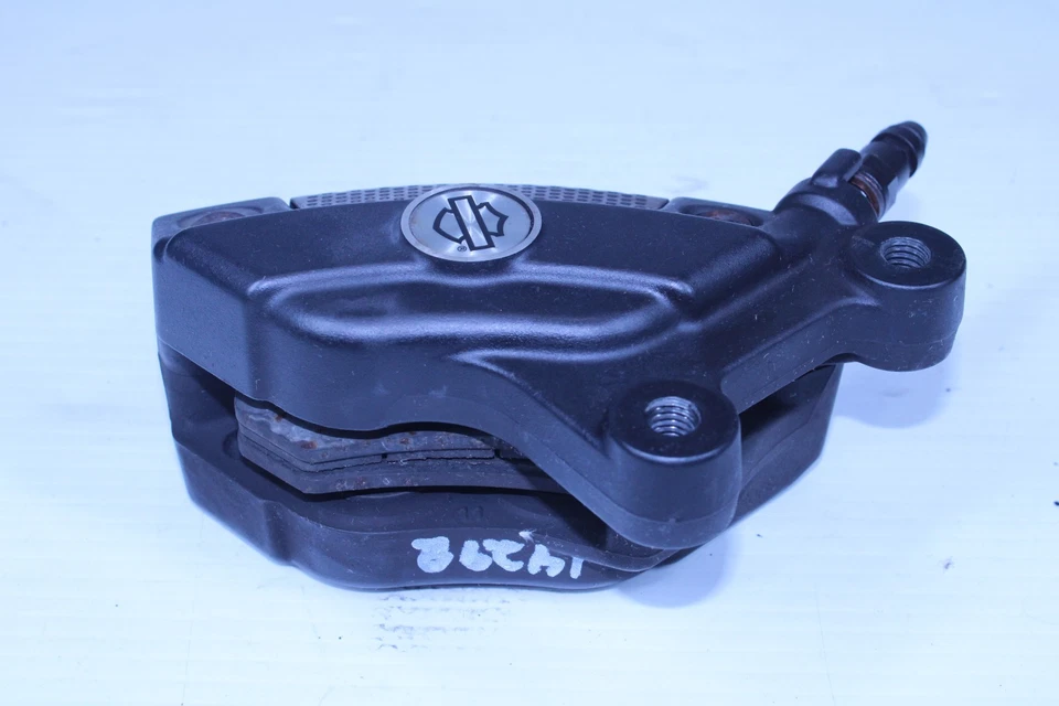 2012 Harley Davidson Road Glide Touring 原始设备制造商布雷博前制动卡钳制动器 — 第 4/4 张图片