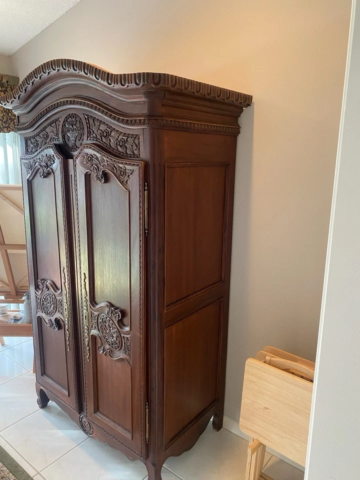 Solid Teak French Carved Armoire – Ornate Handcrafted Detail - Image 3 of 4