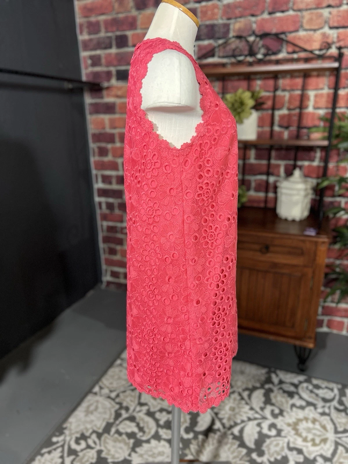 Abito Kate Spade taglia 6 uncinetto margherita overlay senza maniche linea A tubino corallo us intime ottimeioni