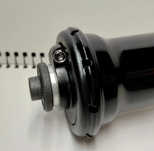 Radios rectos de buje delantero genuino Campagnolo para 18H Foto 4 de 4