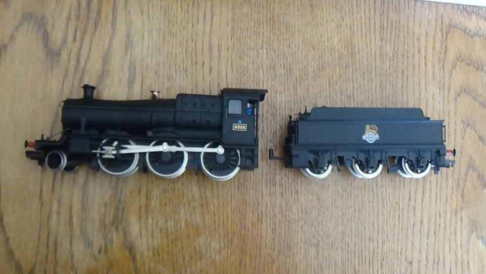 Bachmann 31-802 BR Black 93XX Class 2-6-0 Mogul Steam Locomotive 9308. BOXED. - Image 3 of 4
