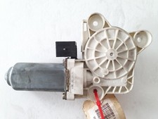 Original Fensterheber motor hinten links Mercedes-Benz W220 S-Kl A2118202442 Original Fensterheber motor hinten links Mercedes-Benz W220 S-Kl A2118202442