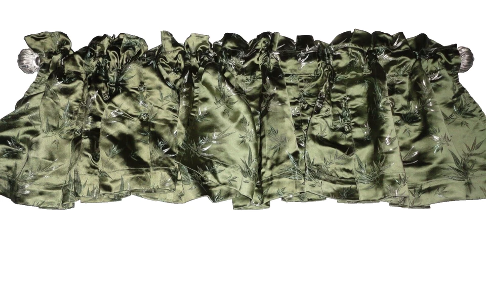 SUITE 109 BAMBÚ VERDE SATINADO DAMASCO BROCADO CHINO (5P) JUEGO CORTINAS Y CLANZAS Foto 3 de 4