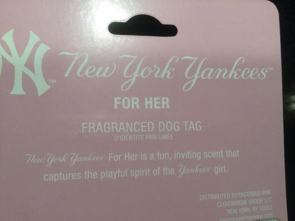Collar con etiqueta de perro perfumada de los Yankees de Nueva York para ella rosa MLB Foto 2 de 3