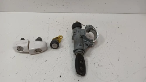 Antirrobo/Llave Contacto para TATA 2012 3913941