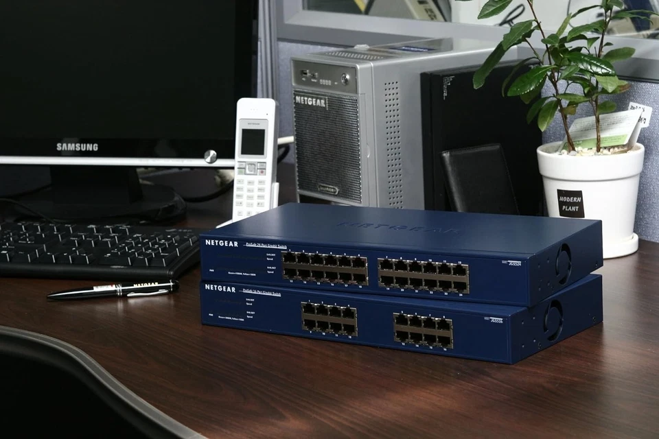 NETGEAR JGS524NA ProSafe JGS524 24-Port Gigabit Ethernet Switch NEW - Image 3 of 4