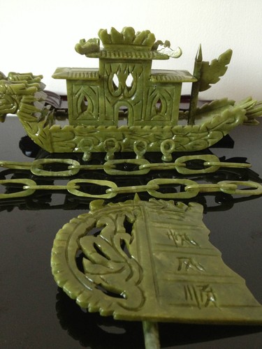 Chinese Natural jade Hand-carved Dragon Boat Statues yifanfengshun 23047 - Picture 6 of 6