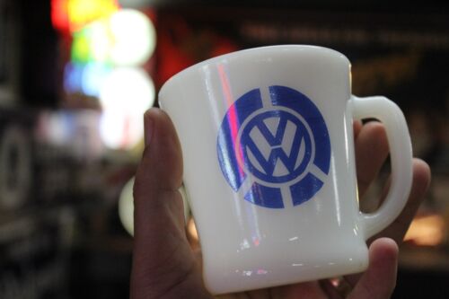 RARE VINTAGE VW VOLKSWAGEN FIRE KING D HANDLE COFFEE MUG MILK GLASS SIGN BUG BUS - Picture 1 of 24