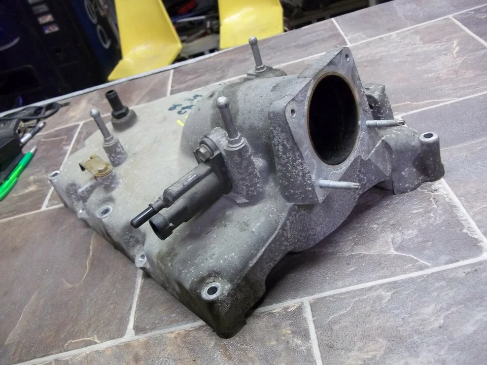 Chevrolet Equinox Pontiac Torrent 2006 06 OEM colector de admisión superior Foto 3 de 4