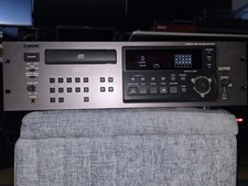 Sony Cdp-d500 Professional Cd Player 5hz-20khz Surgical Detail