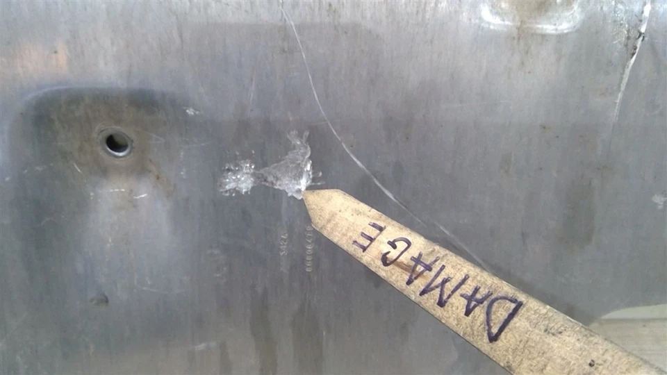 2023-2024 CHEVROLET COLORADO UNDERBODY SKID SHIELD OEM 86808479 - Image 4 of 4