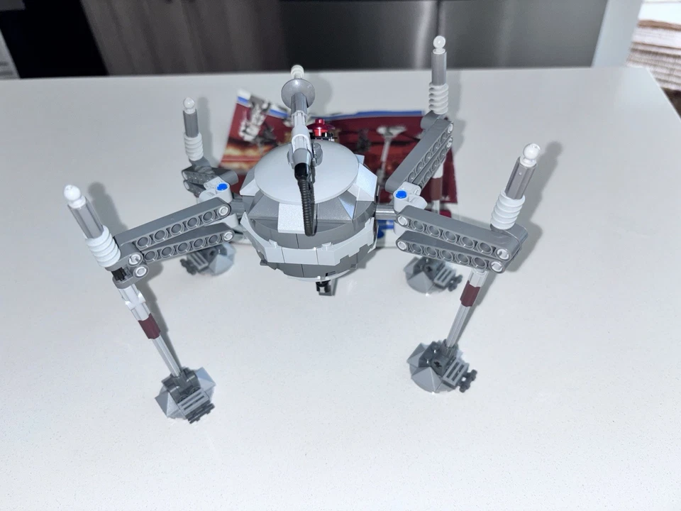 LEGO Retired Star Wars Separatist Spider Droid Set 7681 no minfigures 2008 - Image 2 of 4