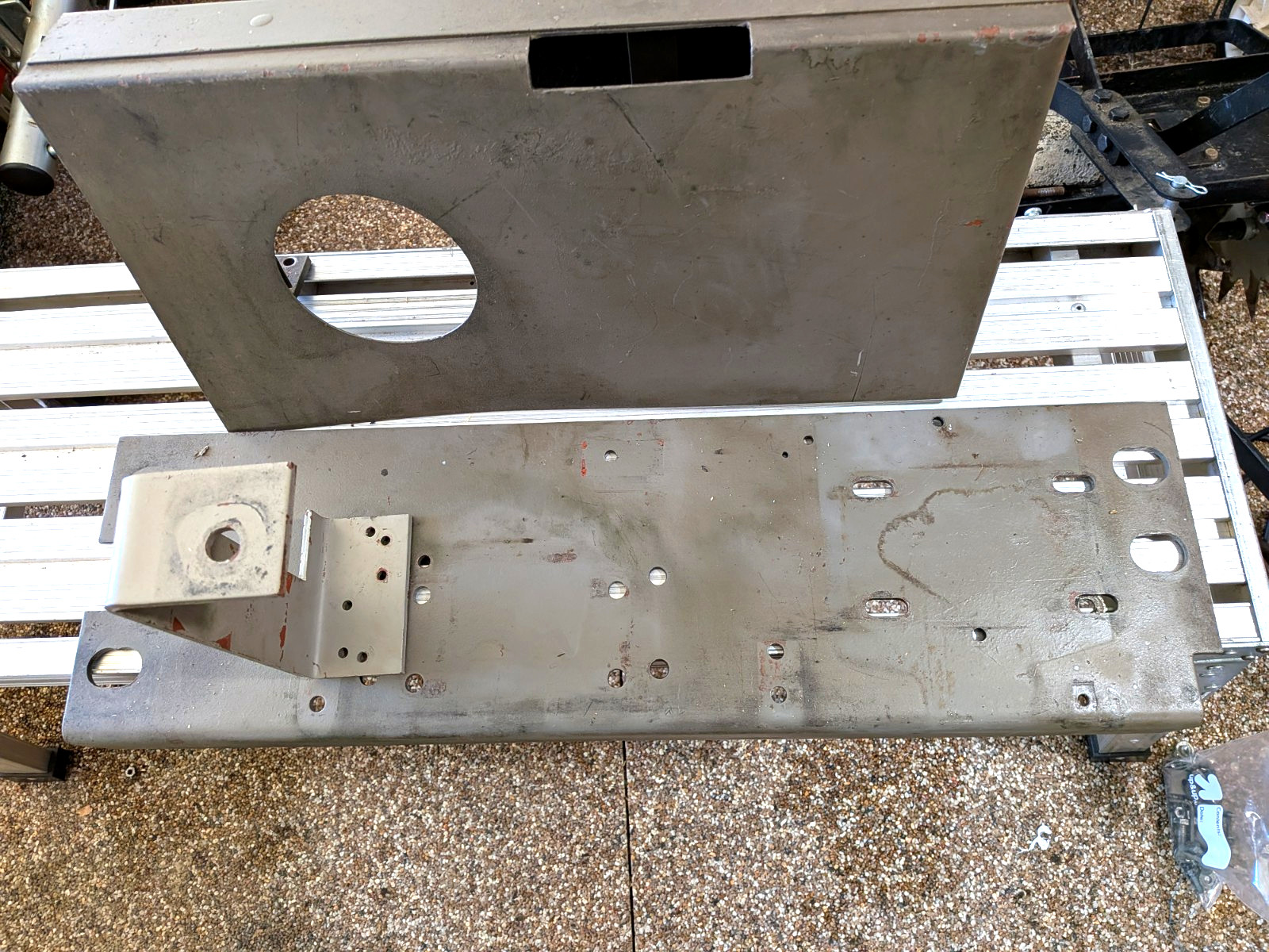 Mounting Base W/belt & Pulley Shield