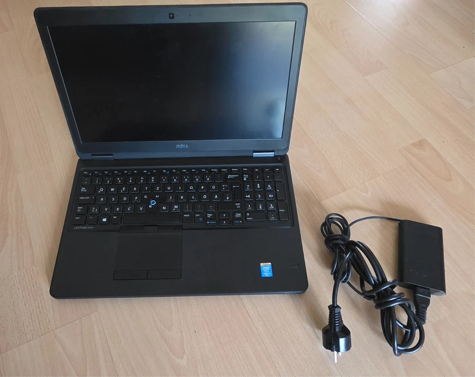Dell Latitude E5550 · i5-5300U · 8GB · 120GB, Foto 2 von 5